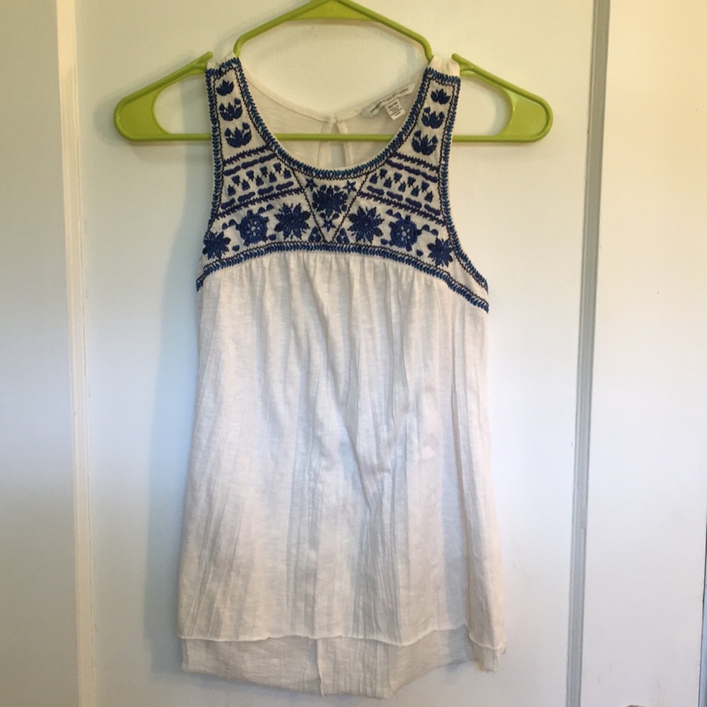 American Eagle embroidered tank top